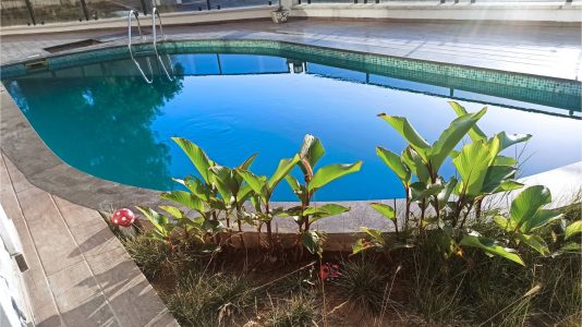 3-Ozel-Yuzme-Havuzlu-Villa